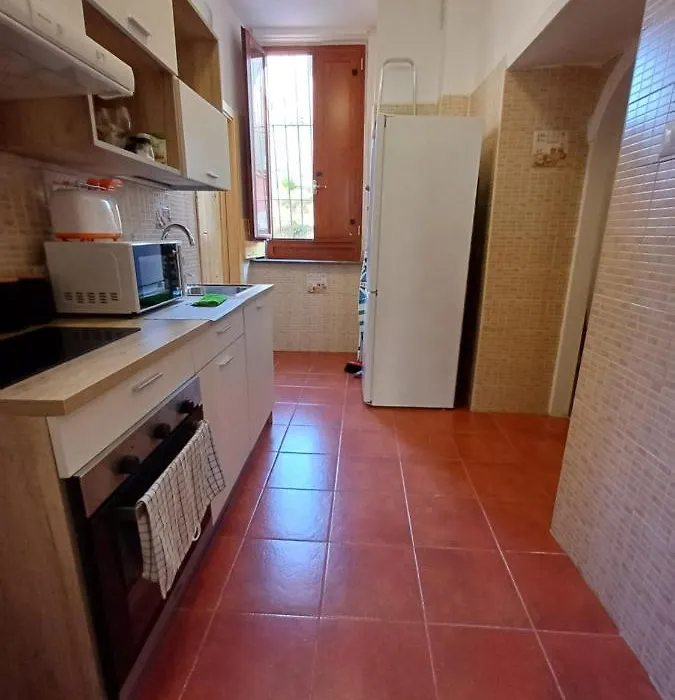 Arturo'S Place-1