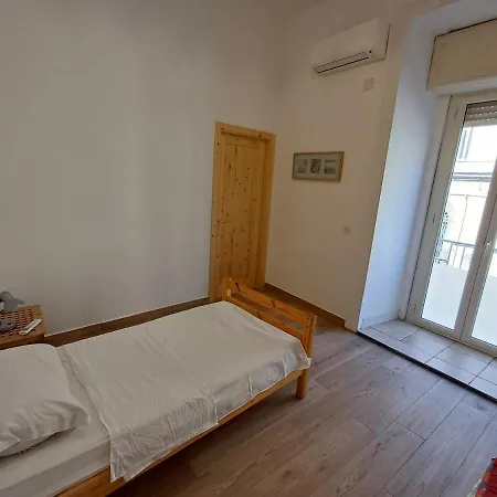 Arturo'S Place-2