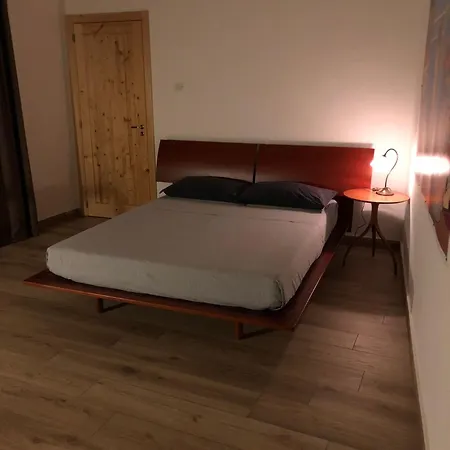 Arturo'S Place-3